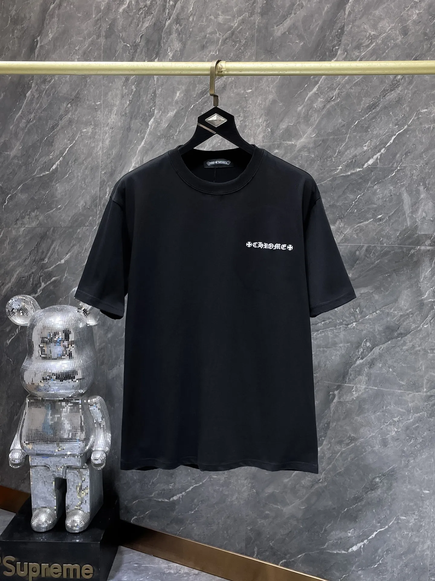 P150 new Chrome Hearts 25ss worn model for summer! High-weight, environmentally friendly and high-quality top-quality fabric 280g Crow contrast graffiti frayed embroidered short sleeves. Counter synchronization. 1:1 replica version. Recommended colors: black, white, gray. Size: S, M, L, XL